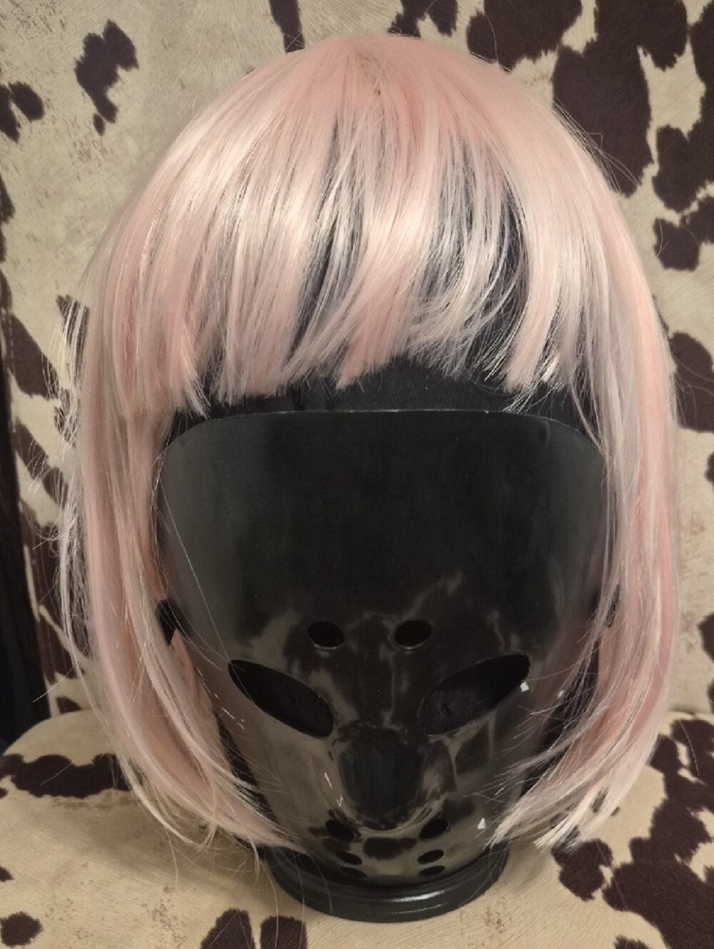 💕Soft Pink Cosplay/Halloween Wig💕 - Picture 2 of 5